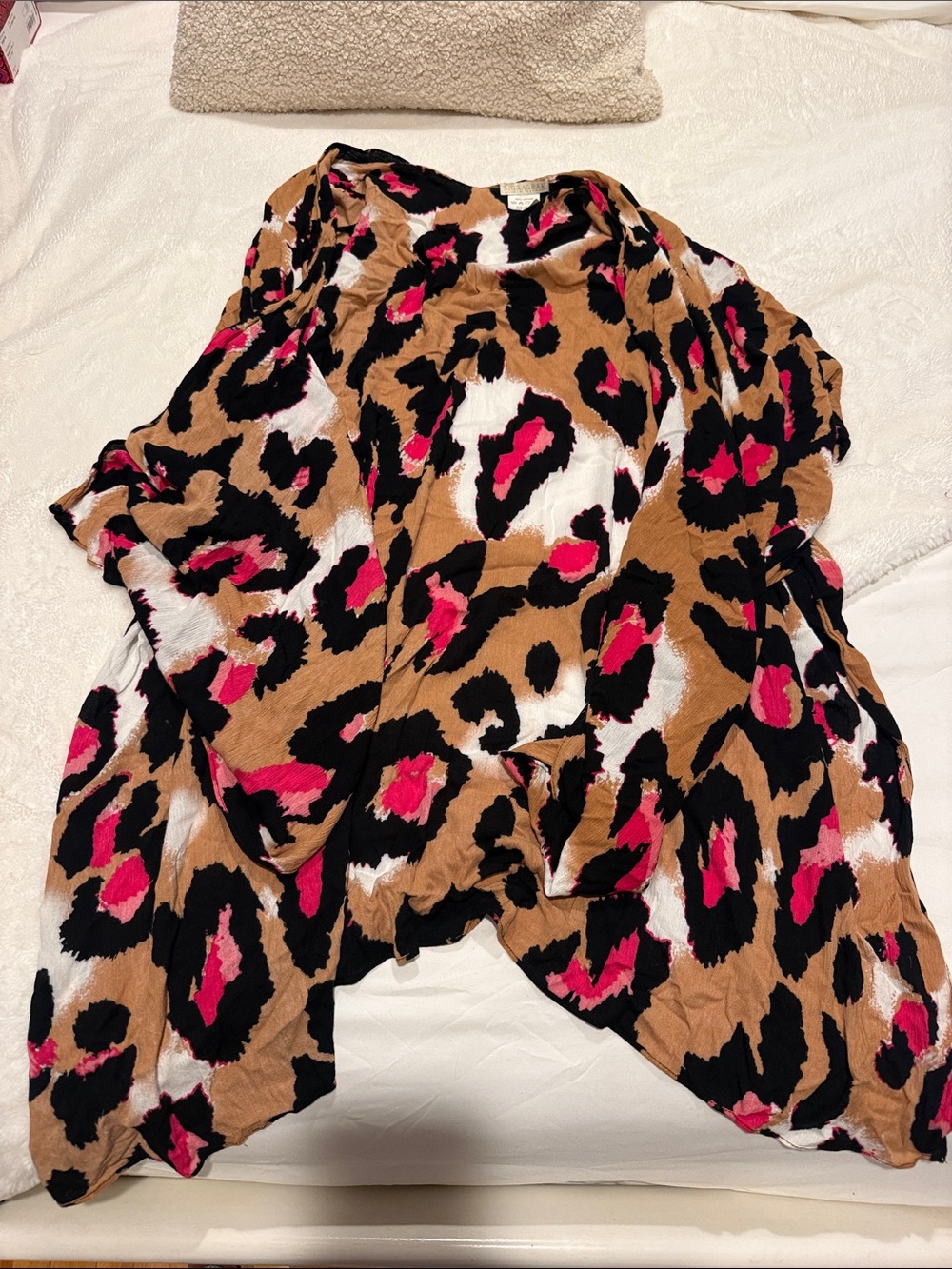 Shiraleah Leopard-Print Circle shall